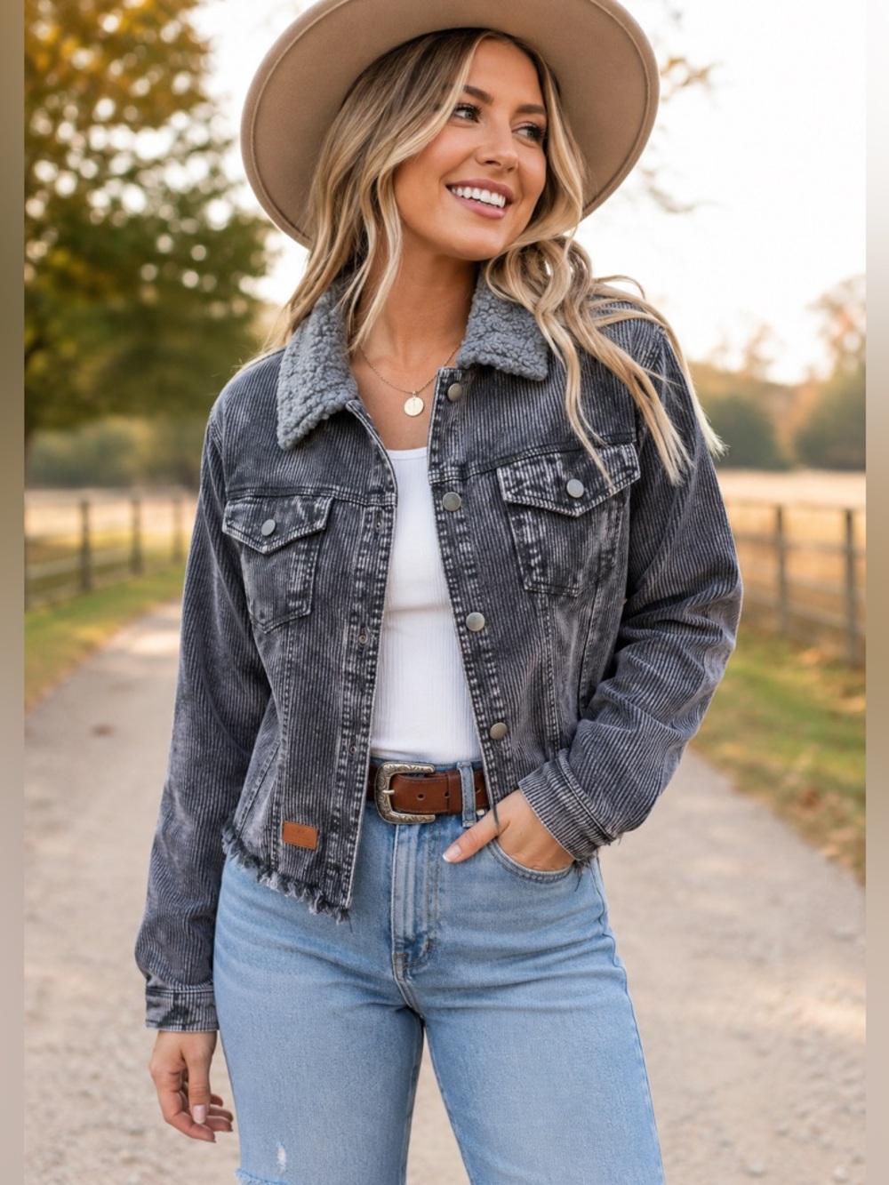 Simply Southern Size M Gray Acid Wash Corduroy Sherpa Collar Cropped Jacket